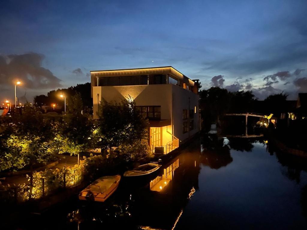 Above And Beyond - Luxe Suite Met Sauna En Stoomdouche Zaandam Exteriör bild